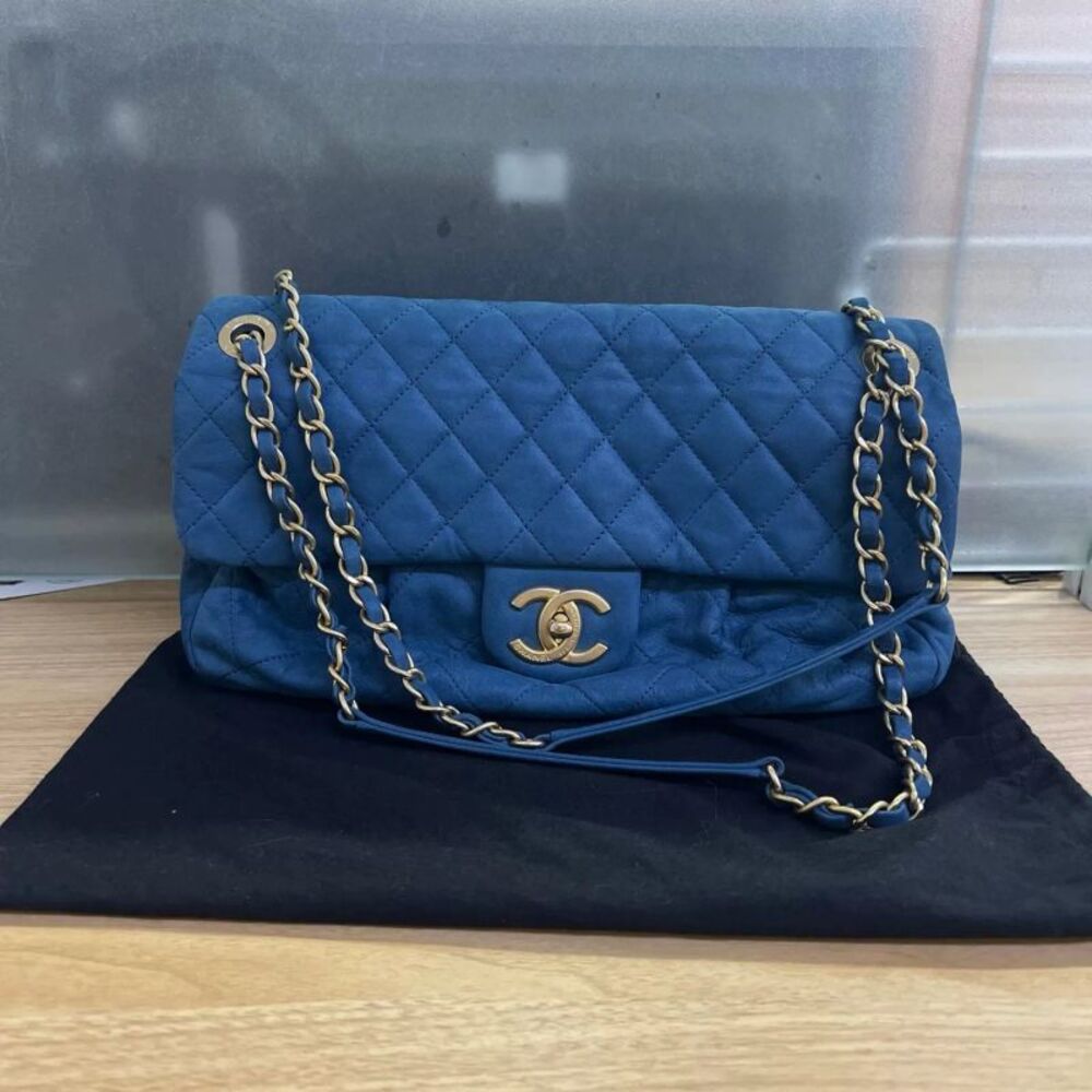 Chanel Women Pre-Loved Bag Very Good Condition
